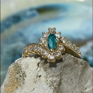 Genuine Emerald Marquis with 16 Diamonds in 14K YG